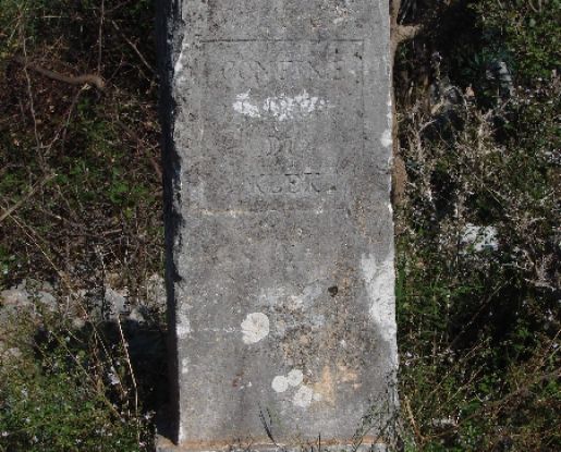 Graničnik (a stone border)