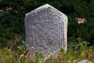 Stećci (upright tombs)