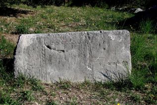 Stećci (upright tombs)